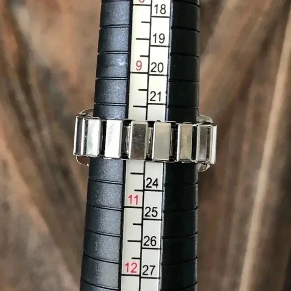 White & Silver Analog Stretch Ring Watch NWT